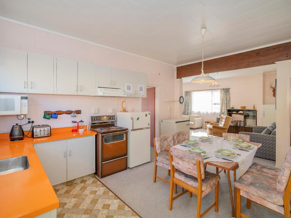 Cosy At Cooks - Cooks Beach Downstairs Unit 外观 照片
