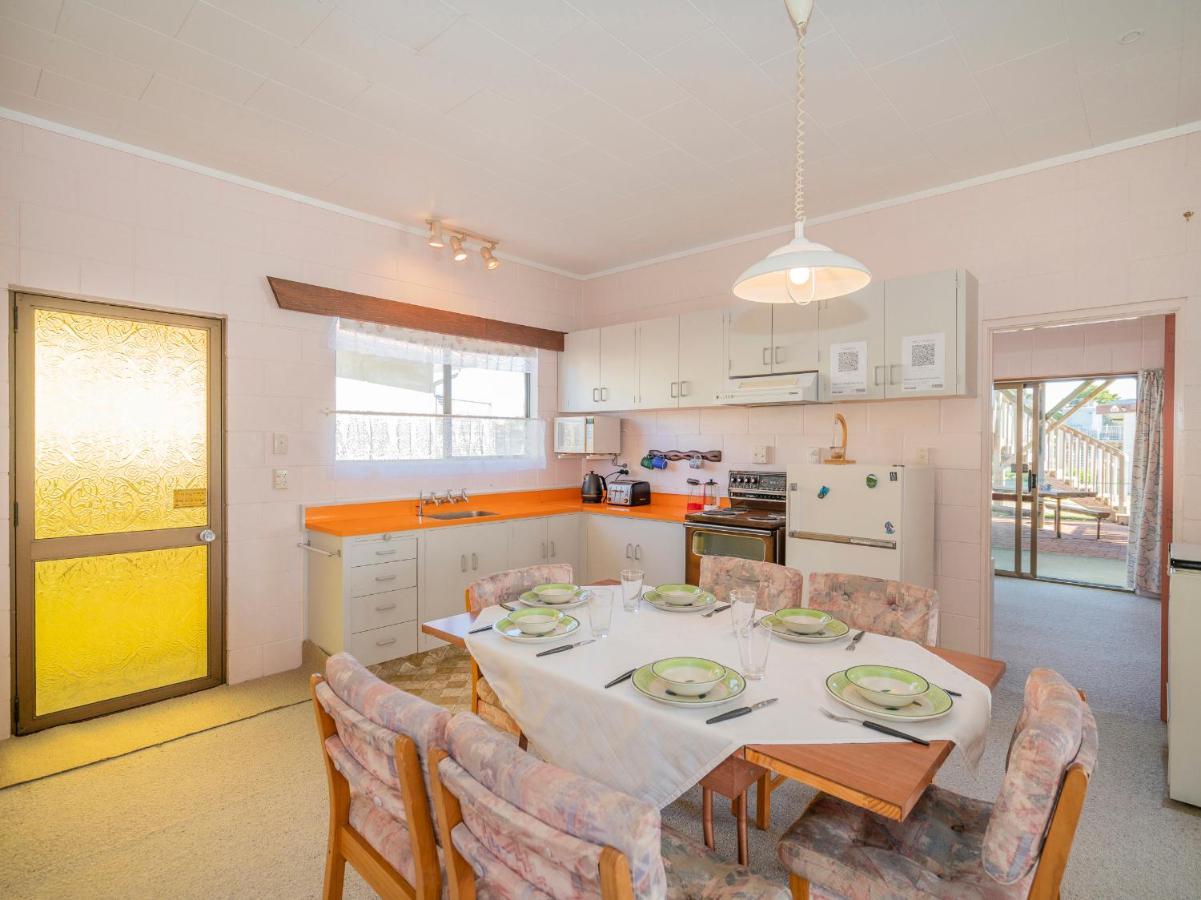 Cosy At Cooks - Cooks Beach Downstairs Unit 外观 照片