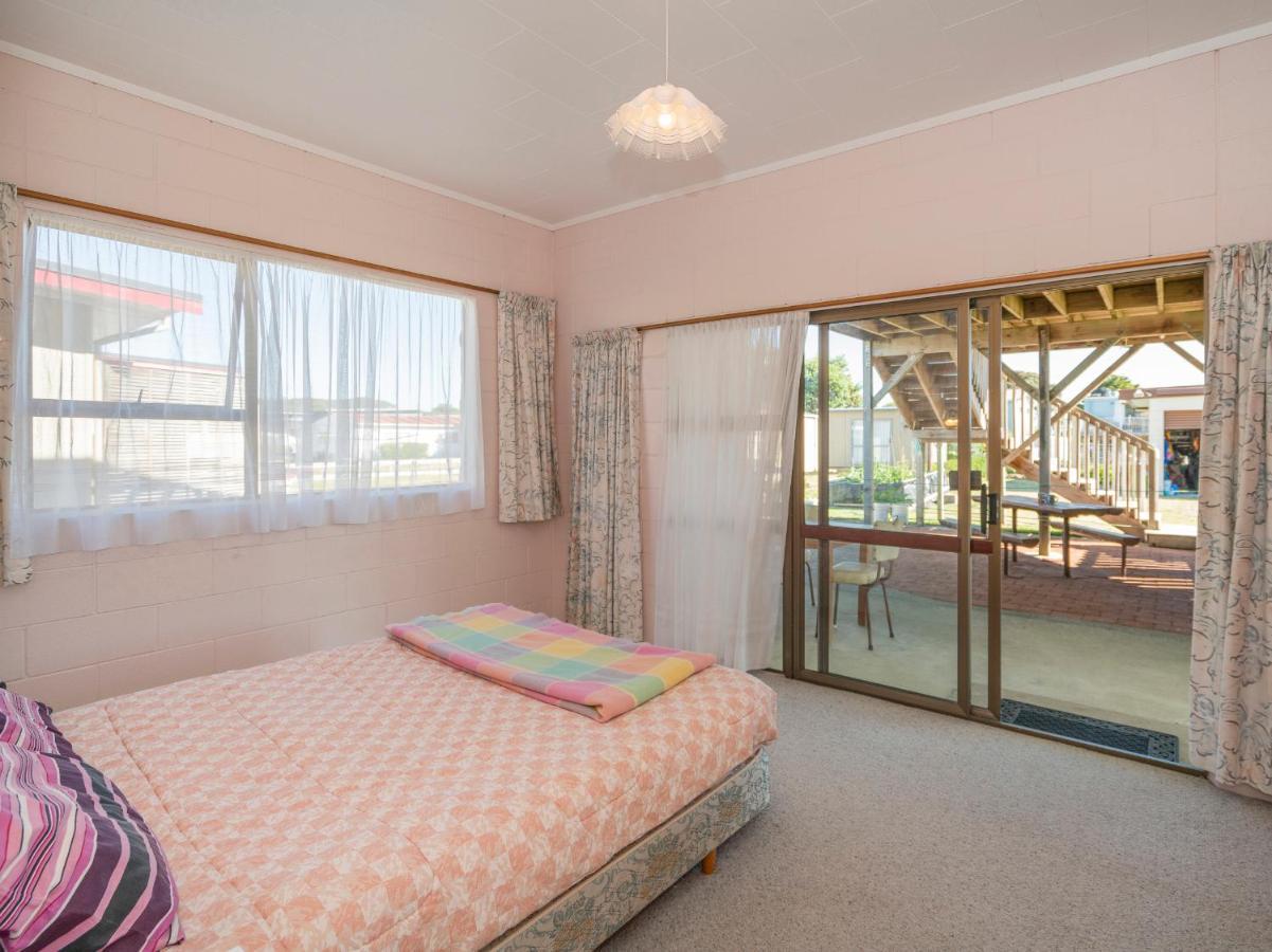Cosy At Cooks - Cooks Beach Downstairs Unit 外观 照片