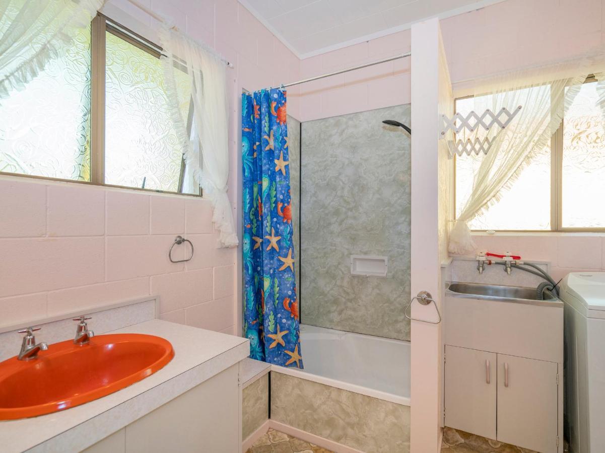 Cosy At Cooks - Cooks Beach Downstairs Unit 外观 照片